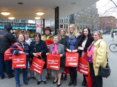 Die Frauen Union der Berliner CDU im Einsatz.